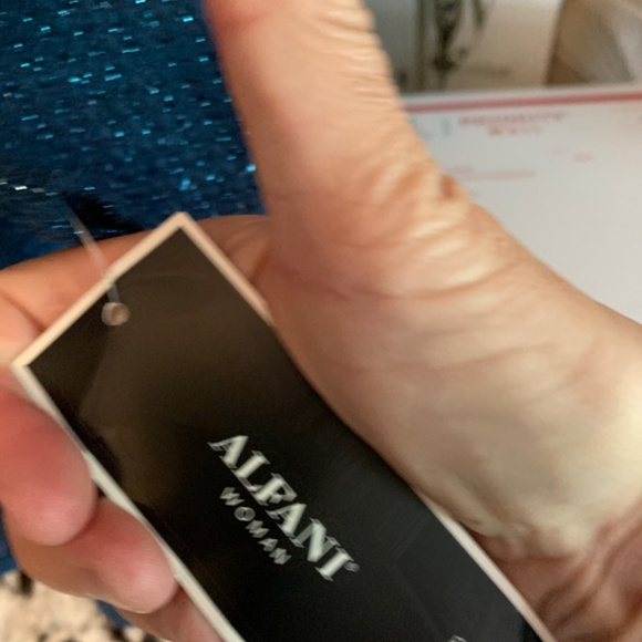 Alfani metallic top/sweater in urban teal. NWT . Retail 65.50 - Picture 5 of 7